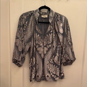 Umgee Blue/Gray & Silver Velvet Boutique Floral Blouse